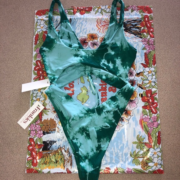 Frankies Bikinis- Skylar One Piece in Emerald - Picture 2 of 3